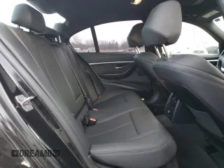 2018 BMW 3 Series 330i xDrive с VIN WBA8D9G59JNU67285, выставлен на аукционе Copart как лот 88704785 с пробегом 65 853 миль миль и Списание • Salvage title. История ставок и продаж доступна на DreamBid. Изображение 10.
