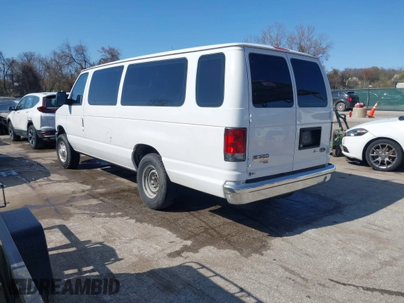 2013 Ford Econoline Passenger XL with VIN 1FBSS3BL5DDA58538, listed as a IAAI auction lot 41918651 with 141,471 mi miles and . Bid and sale history available at DreamBid. Image 3.