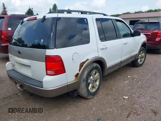 2003 Ford Explorer Eddie Bauer z VIN 1FMDU74K83UC53876, wystawiony jako IAAI lot #42502303 z przebiegiem 270 816 mil mil oraz . Historia ofert i sprzedaży dostępna na DreamBid. Obrazek 4.