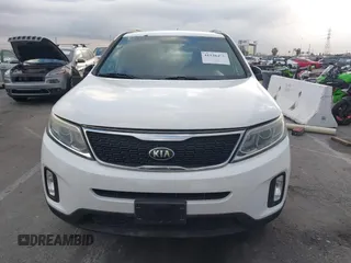 2015 Kia Sorento EX with VIN 5XYKU4A70FG612752, listed as a IAAI auction lot 41536488 with 79,479 mi miles. Bid and sale history available at carsss.com. Image 12.
