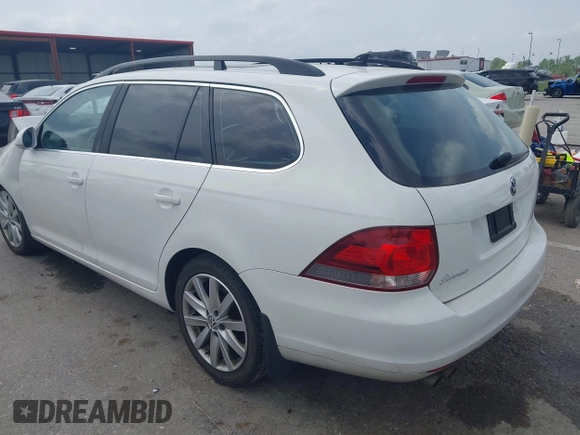 2013 Volkswagen Jetta TDI with VIN 3VWPL7AJ0DM664563, listed as a IAAI auction lot 42271539 with 122,035 mi miles and . Bid and sale history available at DreamBid. Image 3.