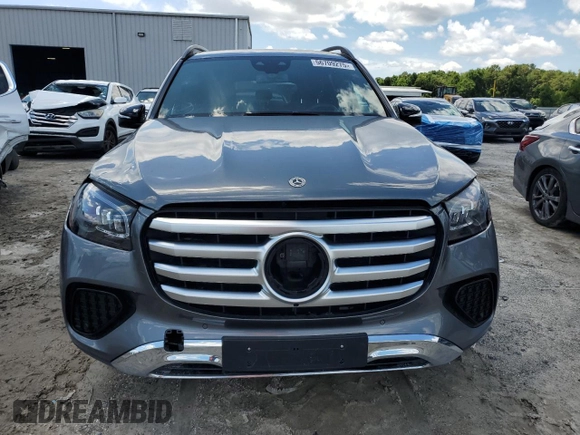 2024 Mercedes-Benz GLS 450 with VIN 4JGFF5KE5RB173752, listed as a Copart auction lot 56709275 with 1,631 mi miles and Clean Title. Bid and sale history available at DreamBid. Image 5.