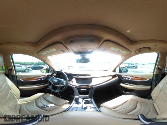 2017 Cadillac XT5 Platinum AWD z VIN 1GYKNFRS9HZ125677, wystawiony jako IAAI lot #42366784 z przebiegiem 152 116 mil mil oraz . Historia ofert i sprzedaży dostępna na DreamBid. Obrazek 19.