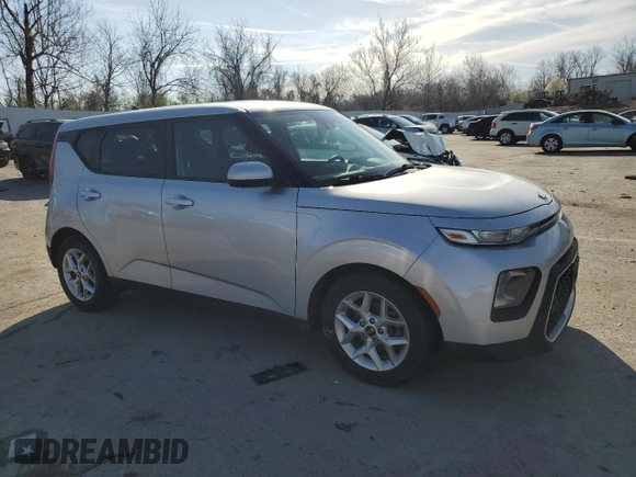 2020 Kia Soul LX with VIN KNDJ23AUXL7726865, listed as a Copart auction lot 49437665 with 69,252 mi miles and Salvage Title. Bid and sale history available at carsss.com. Image 4.