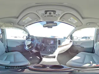 2020 Toyota Sienna XLE with VIN 5TDDZ3DC8LS244302, listed as a Copart auction lot 47581475 with 72,956 mi miles and Non Repairable. Bid and sale history available at carsss.com. Image 13.