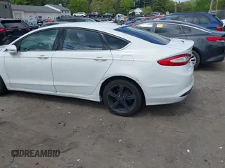 2016 Ford Fusion SE z VIN 3FA6P0H76GR142179, wystawiony jako IAAI lot #42181060 z przebiegiem 73 837 mil mil oraz . Historia ofert i sprzedaży dostępna na DreamBid. Obrazek 13.