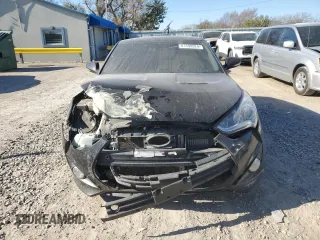 2015 Hyundai Veloster Turbo with VIN KMHTC6AE7FU221285, listed as a Copart auction lot 81598924 with 93,153 mi miles and Salvage title. Bid and sale history available at DreamBid. Image 5.