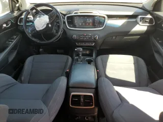 2017 Kia Sorento LX with VIN 5XYPG4A38HG200138, listed as a Copart auction lot 49133315 with 116,626 mi miles and Non Repairable. Bid and sale history available at carsss.com. Image 8.