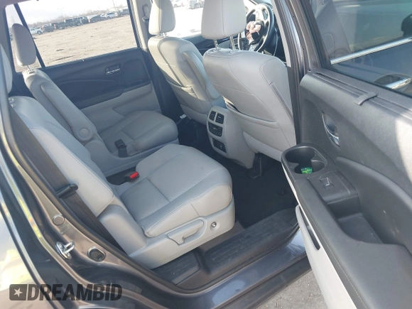 2021 Honda Pilot Elite with VIN 5FNYF6H01MB006339, listed as a IAAI auction lot 41482768 with 43,725 mi miles. Bid and sale history available at carsss.com. Image 8.