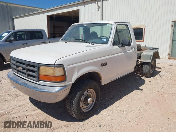 1996 Ford F-250 with VIN 1FDHF26H4TEB72271, listed as a IAAI auction lot 41891111 with 35,506 mi miles and . Bid and sale history available at DreamBid. Image 2.