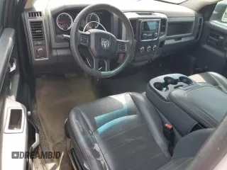 2014 Ram 1500 Tradesman z VIN 3C6JR6AG8EG332268, wystawiony jako Copart lot #52888705 z przebiegiem 245 476 mil mil oraz Szkoda całkowita • Salvage title. Historia ofert i sprzedaży dostępna na DreamBid. Obrazek 8.