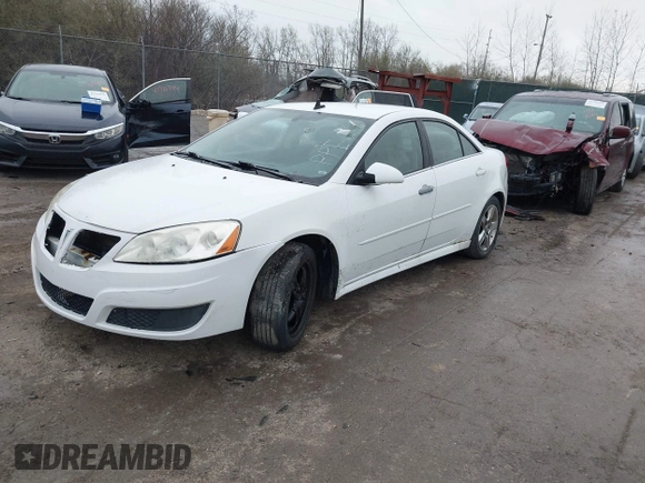 2010 Pontiac G6 1SB z VIN 1G2ZA5E06A4155211, wystawiony jako IAAI lot #41945370 z przebiegiem 208 880 mil mil oraz . Historia ofert i sprzedaży dostępna na DreamBid. Obrazek 2.