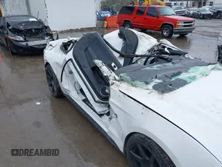 2019 Ford Mustang GT z VIN 1FA6P8CF2K5162910, wystawiony jako IAAI lot #42007989 z przebiegiem 24 399 mil mil oraz . Historia ofert i sprzedaży dostępna na DreamBid. Obrazek 6.