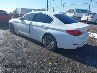 2019 BMW 5 Series 530i with VIN WBAJA5C54KBX87111, listed as a IAAI auction lot 41640822 with 55,500 mi miles and . Bid and sale history available at DreamBid. Image 3.