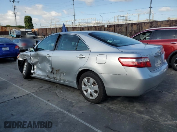2008 Toyota Camry LE z VIN 4T1BE46K68U228756, wystawiony jako Copart lot #56953845 z przebiegiem 150 894 mil mil oraz Szkoda całkowita • Salvage title. Historia ofert i sprzedaży dostępna na DreamBid. Obrazek 2.