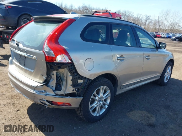 2015 Volvo XC60 z VIN YV4940RAXF2612546, wystawiony jako IAAI lot #41787624 z przebiegiem 92 452 mil mil oraz . Historia ofert i sprzedaży dostępna na DreamBid. Obrazek 4.