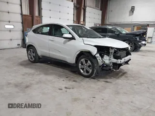 2022 Honda HR-V LX with VIN 3CZRU6H36NM776239, listed as a IAAI auction lot 41793196 with 48,995 mi miles. Bid and sale history available at carsss.com. Image 1.