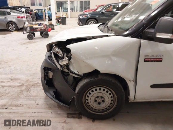 2019 Ram ProMaster City Cargo Tradesman z VIN ZFBHRFAB6K6N87710, wystawiony jako IAAI lot #41124995 z przebiegiem 201 012 mil mil oraz . Historia ofert i sprzedaży dostępna na DreamBid. Obrazek 17.