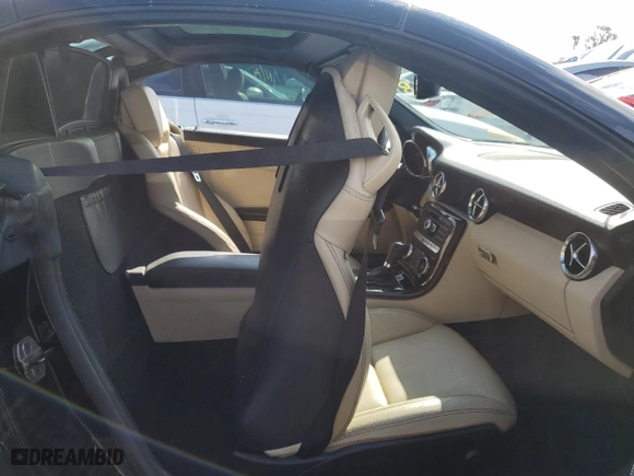 2014 Mercedes-Benz SLK-Class SLK 350 with VIN WDDPK5HA4EF076348, listed as a Copart auction lot 73829014 with 0 mi miles and Salvage Title. Bid and sale history available at carsss.com. Image 10.