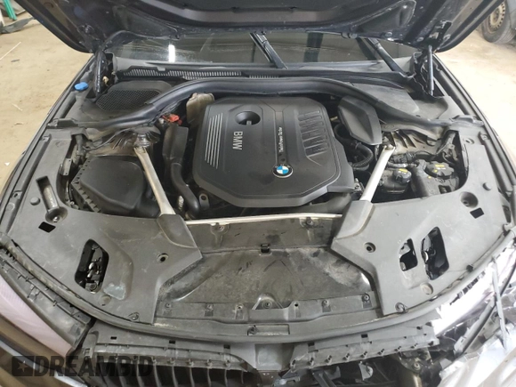 2018 BMW 5 Series 540i xDrive z VIN WBAJE7C59JWC56481, wystawiony jako Copart lot #50831085 z przebiegiem 105 558 mil mil oraz Szkoda całkowita • Salvage title. Historia ofert i sprzedaży dostępna na DreamBid. Obrazek 13.