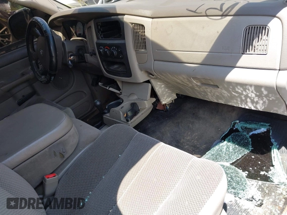 2005 Dodge 2500 SLT z VIN 3D7KS28D65G771187, wystawiony jako IAAI lot #42235215 z przebiegiem Nie podano mil oraz . Historia ofert i sprzedaży dostępna na DreamBid. Obrazek 5.
