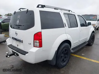 2005 Nissan Pathfinder LE with VIN 5N1AR18W05C768507, listed as a IAAI auction lot 41869604 with 222,459 mi miles. Bid and sale history available at carsss.com. Image 4.