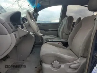 2004 Toyota Sienna CE with VIN 5TDZA23CX4S149119, listed as a Copart auction lot 84685654 with 311,645 mi miles and Salvage Title. Bid and sale history available at carsss.com. Image 7.