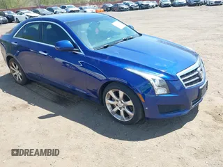 2013 Cadillac ATS z VIN 1G6AA5RA6D0100073, wystawiony jako IAAI lot #42148227 z przebiegiem 198 551 mil mil oraz . Historia ofert i sprzedaży dostępna na DreamBid. Obrazek 1.
