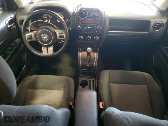 2014 Jeep Patriot Latitude z VIN 1C4NJRFB7ED630436, wystawiony jako Copart lot #58370565 z przebiegiem 148 275 mil mil oraz Nie do naprawy • Non repairable. Historia ofert i sprzedaży dostępna na DreamBid. Obrazek 8.