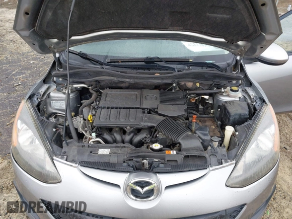 2013 Mazda 2 Sport with VIN JM1DE1KY9D0170519, listed as a IAAI auction lot 42212054 with 182,643 mi miles and . Bid and sale history available at DreamBid. Image 10.