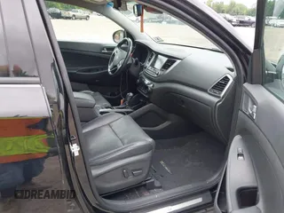 2017 Hyundai Tucson Limited with VIN KM8J3CA20HU534919, listed as a IAAI auction lot 42523205 with 68,549 mi miles and . Bid and sale history available at DreamBid. Image 5.