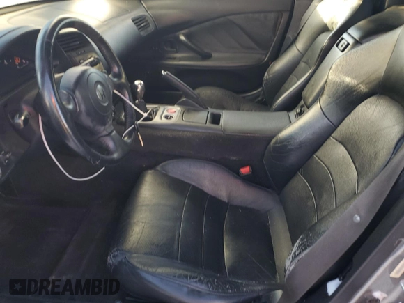 2000 Honda S2000 z VIN JHMAP114XYT005335, wystawiony jako Copart lot #44840025 z przebiegiem 128 845 mil mil oraz Czysty tytuł • Clean title. Historia ofert i sprzedaży dostępna na DreamBid. Obrazek 7.