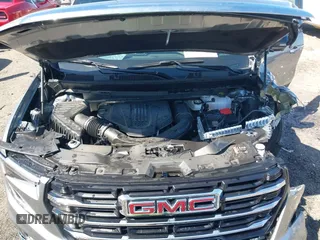 2024 GMC Acadia AWD Elevation z VIN 1GKENNKS5RJ195981, wystawiony jako IAAI lot #41978857 z przebiegiem 12 472 mil mil oraz . Historia ofert i sprzedaży dostępna na DreamBid. Obrazek 10.