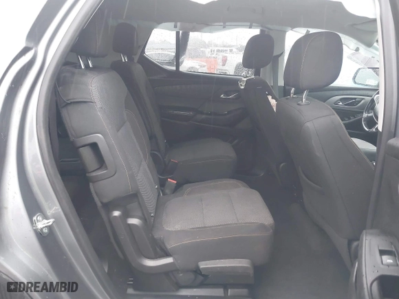 2019 Chevrolet Traverse LT Cloth with VIN 1GNEVGKW5KJ294534, listed as a IAAI auction lot 41241856 with 61,116 mi miles. Bid and sale history available at carsss.com. Image 8.