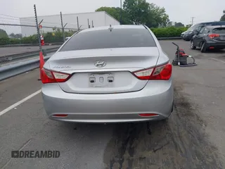 2012 Hyundai Sonata GLS z VIN 5NPEB4AC9CH336978, wystawiony jako IAAI lot #42116129 z przebiegiem 253 028 mil mil oraz . Historia ofert i sprzedaży dostępna na DreamBid. Obrazek 17.