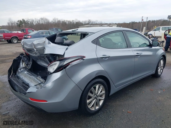 2016 Hyundai Elantra SE with VIN 5NPDH4AE1GH772113, listed as a IAAI auction lot 41650989 with 100,634 mi miles. Bid and sale history available at carsss.com. Image 4.