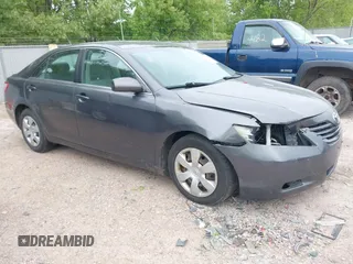 2009 Toyota Camry LE z VIN 4T1BK46K19U580394, wystawiony jako IAAI lot #42292624 z przebiegiem 192 633 mil mil oraz . Historia ofert i sprzedaży dostępna na DreamBid. Obrazek 1.