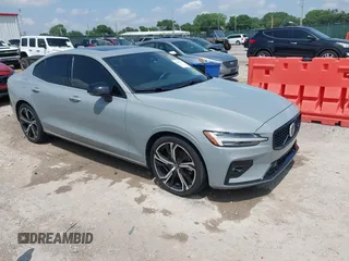 2024 Volvo S60 Core Dark Theme with VIN 7JRL12TK4RG282667, listed as a IAAI auction lot 42439211 with 40,113 mi miles and . Bid and sale history available at DreamBid. Image 1.
