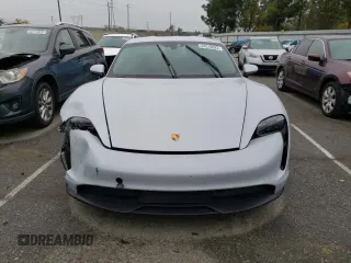 2021 Porsche Taycan 4S z VIN WP0AB2Y15MSA44483, wystawiony jako Copart lot #44510623 z przebiegiem 27 812 mil mil oraz . Historia ofert i sprzedaży dostępna na DreamBid. Obrazek 5.