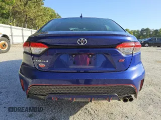 2020 Toyota Corolla SE with VIN 5YFS4RCE2LP047243, listed as a Copart auction lot 52650135 with 136,542 mi miles and Clean Title. Bid and sale history available at DreamBid. Image 6.