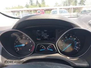 2013 Ford Escape SE z VIN 1FMCU0GX1DUD55435, wystawiony jako IAAI lot #42575683 z przebiegiem 205 271 mil mil oraz . Historia ofert i sprzedaży dostępna na DreamBid. Obrazek 7.