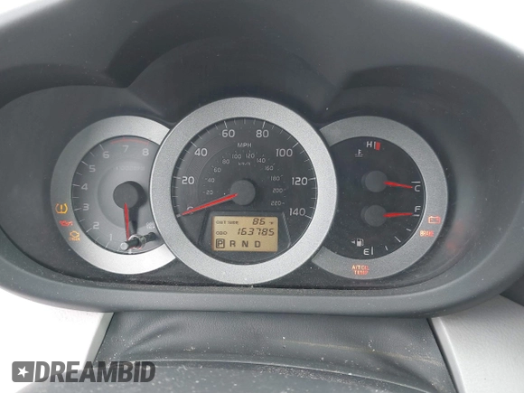 2008 Toyota RAV4 with VIN JTMBD33V986063323, listed as a IAAI auction lot 42025044 with 163,785 mi miles. Bid and sale history available at carsss.com. Image 7.
