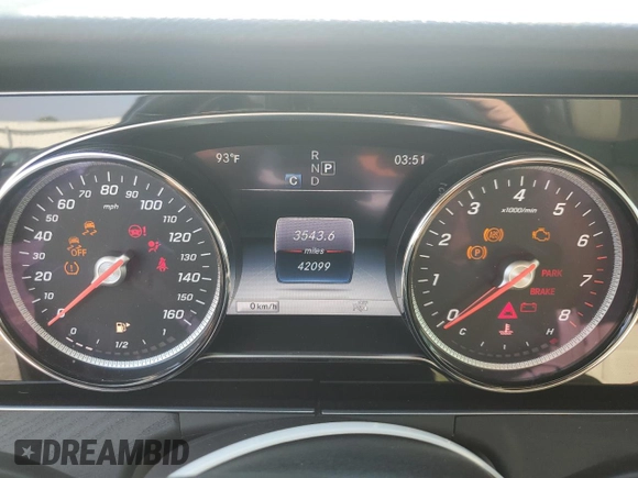 2017 Mercedes-Benz E 300 Luxury with VIN WDDZF4KB4HA156839, listed as a Copart auction lot 62692845 with 42,099 mi miles and Salvage title. Bid and sale history available at DreamBid. Image 9.