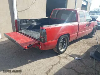 2001 Chevrolet Silverado 1500 LS with VIN 2GCEC19T311323447, listed as a IAAI auction lot 41651856 with 228,278 mi miles. Bid and sale history available at carsss.com. Image 4.