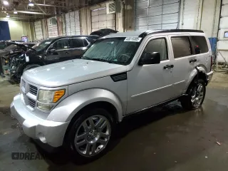 2011 Dodge Nitro Heat with VIN 1D4PU4GX1BW505559, listed as a Copart auction lot 43015305 with 180,948 mi miles and Clean title. Bid and sale history available at DreamBid. Image 1.