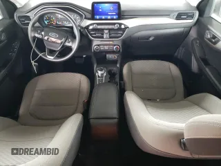 2022 Ford Escape SE with VIN 1FMCU0G63NUA69580, listed as a Copart auction lot 60127375 with 61,556 mi miles and Salvage title. Bid and sale history available at DreamBid. Image 8.