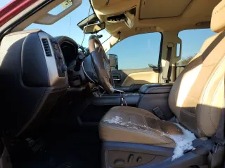 2019 GMC Sierra 2500HD Denali with VIN 1GT12SEY6KF265188, listed as a Copart auction lot 84848924 with 0 mi miles and Salvage Title. Bid and sale history available at carsss.com. Image 7.