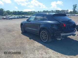 2017 Porsche Macan S with VIN WP1AB2A51HLB15803, listed as a IAAI auction lot 42638730 with 129,435 mi miles and . Bid and sale history available at DreamBid. Image 3.
