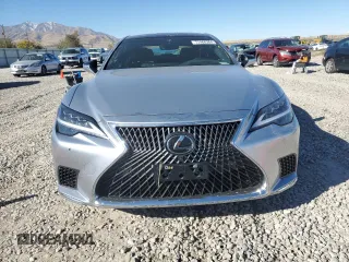 2022 Lexus LS with VIN JTHD51FF6N5015714, listed as a Copart auction lot 77466384 with 27,167 mi miles and Salvage Title. Bid and sale history available at carsss.com. Image 5.