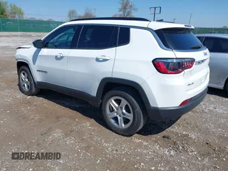 2023 Jeep Compass Latitude with VIN 3C4NJDBN9PT561829, listed as a IAAI auction lot 41994610 with 29,583 mi miles and . Bid and sale history available at DreamBid. Image 3.